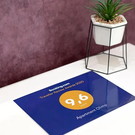 アパート & Olimp *