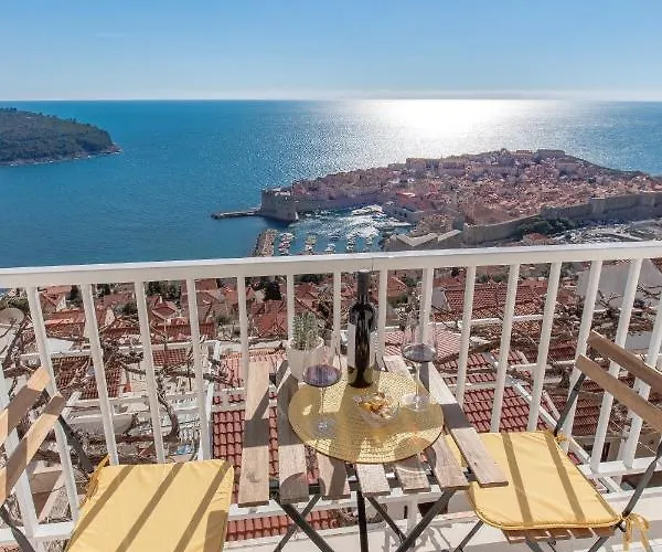 Διαμέρισμα & Olimp